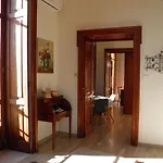 La Luna D'irene Appartement *
