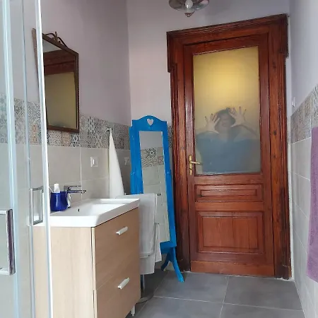 La Luna D'irene נאפולי