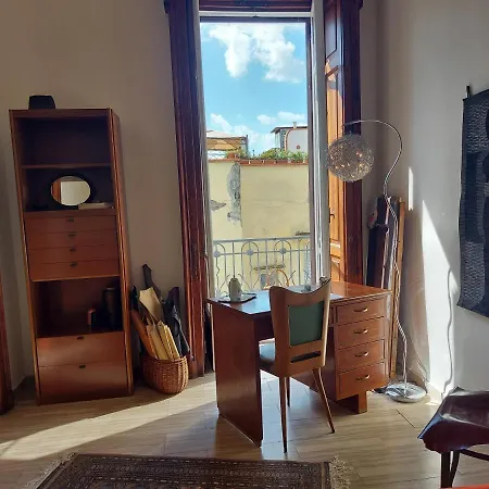 La Luna D'irene Apartment *