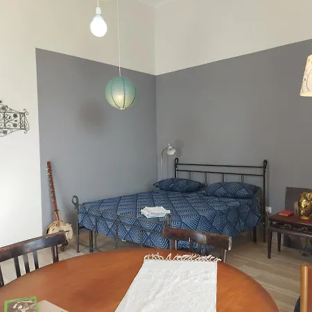 La Luna D'irene * Neapel